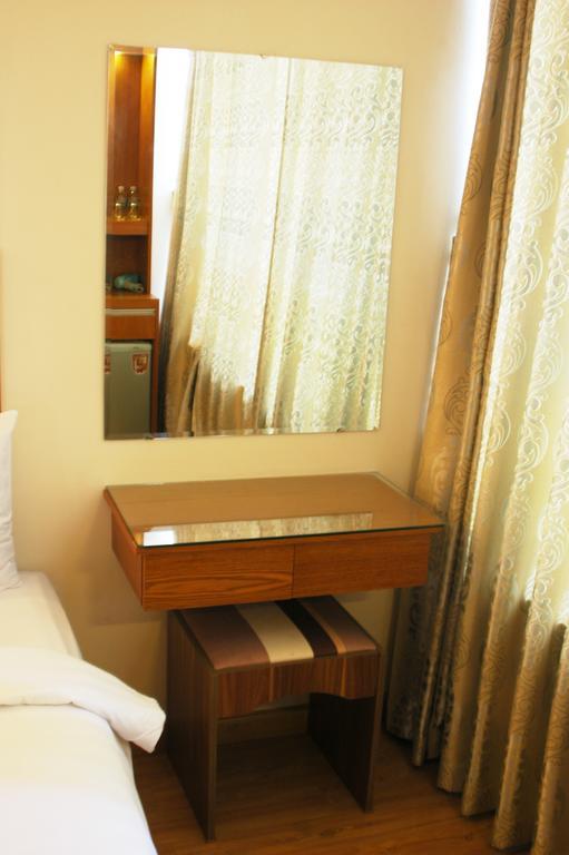 Minh Nhat Hotel Нячанг Номер фото