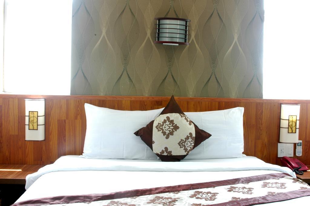Minh Nhat Hotel Нячанг Номер фото