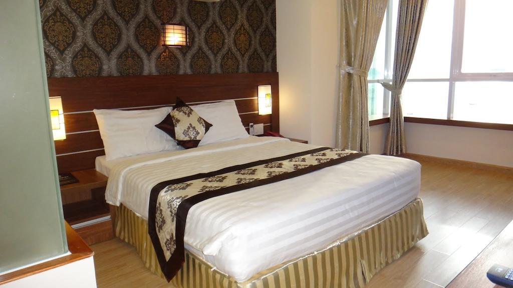Minh Nhat Hotel Нячанг Номер фото